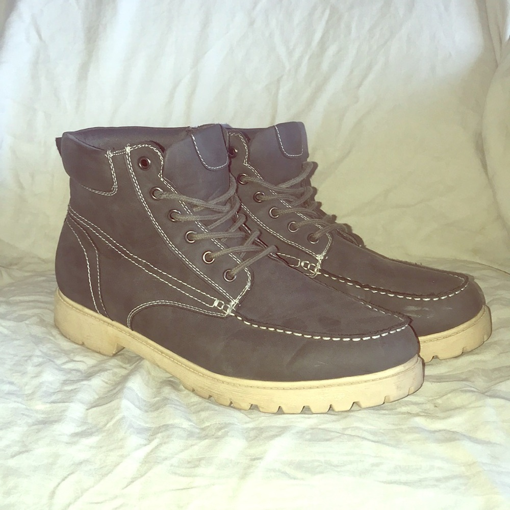 Urban style lace up boots
